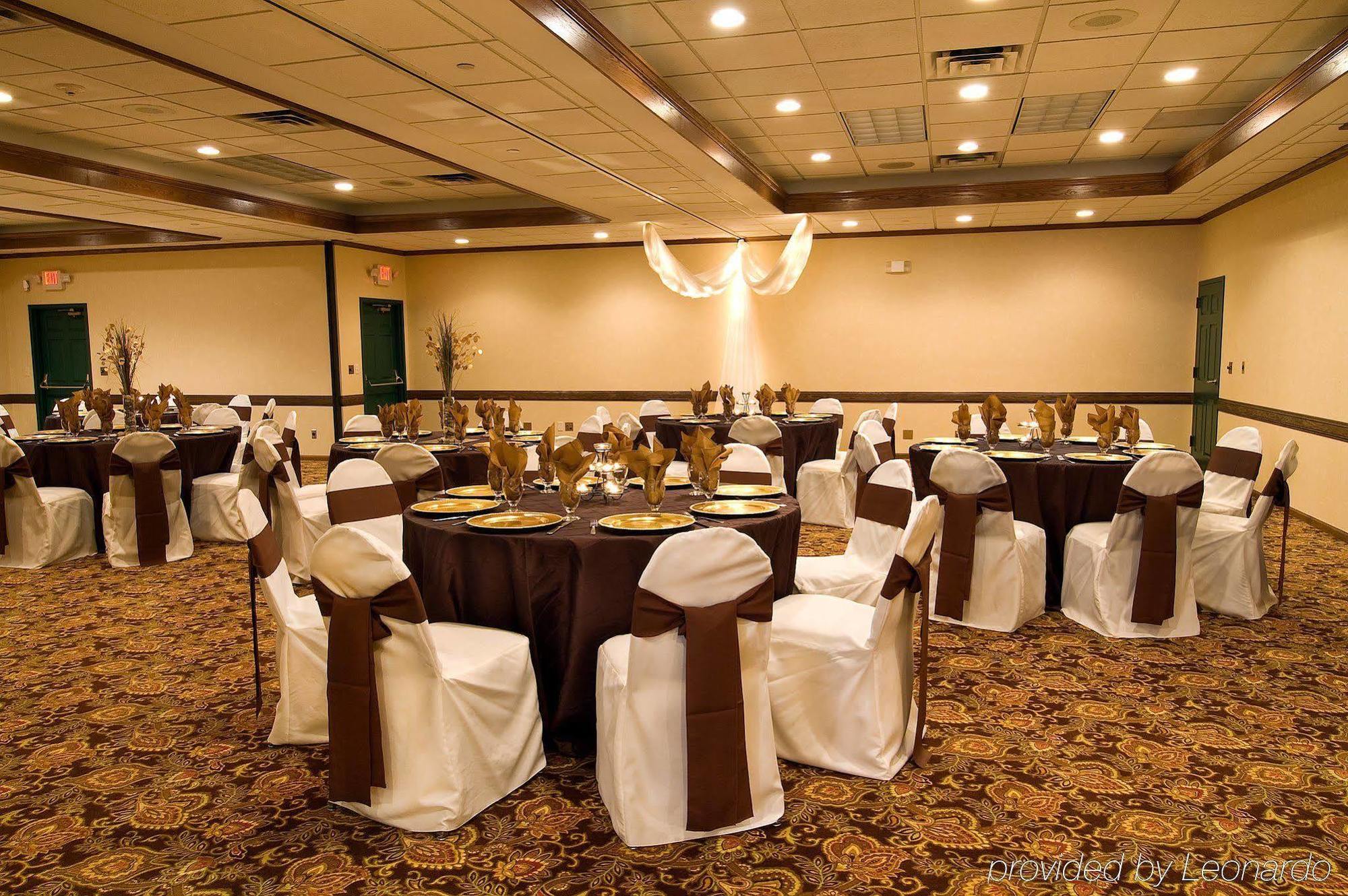 Country Inn & Suites By Radisson, Chanhassen, Mn Exterior photo